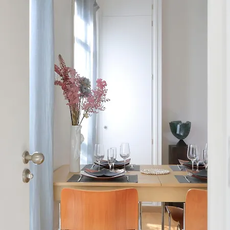 Apartment Triplex Refait A Neuf A Bastille Paris